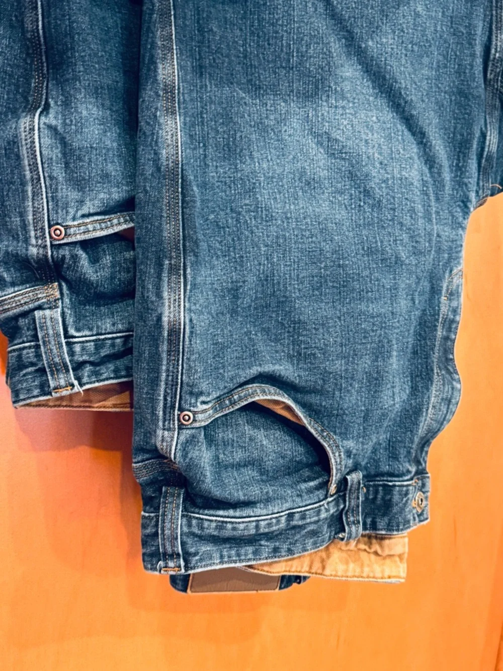 Duluth Trading Co Men's Straight Blue Denim Jeans W/Flex Fit Ballroom 40X32 X 2 - Picture 4 of 7